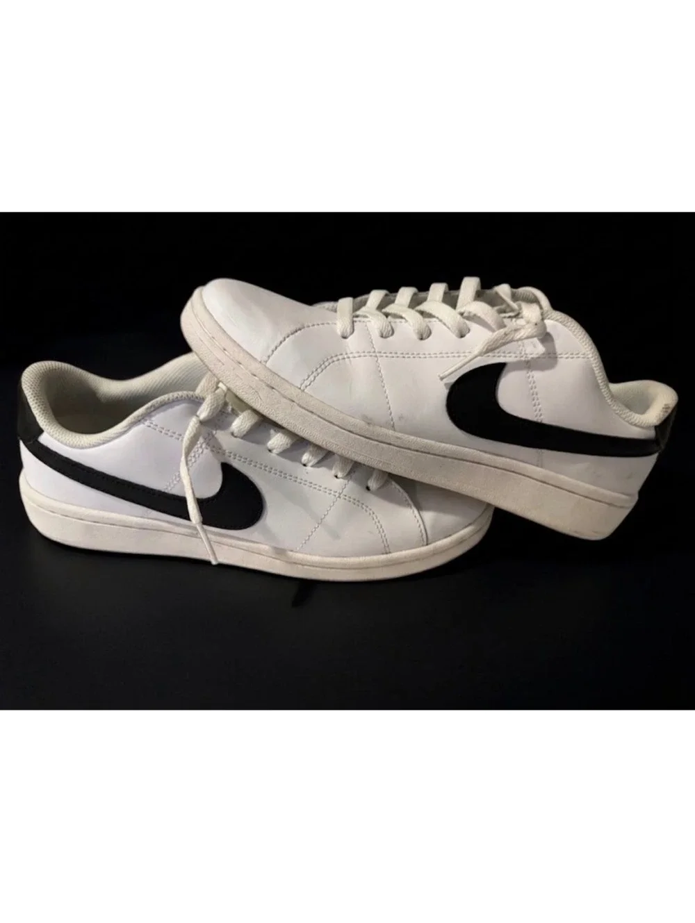 Men’s Nike court royale 2 low top size 9